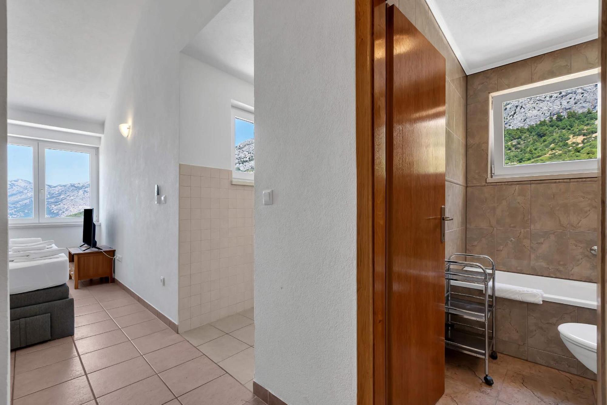 Apartments Marin Brela Room photo